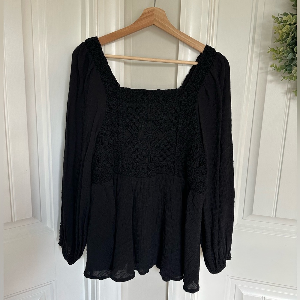 Altar’d State Long Sleeve Black Crochet Tunic Top